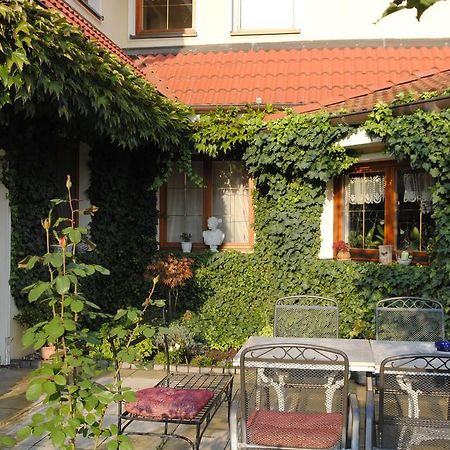 Penzion 77 - Garni Pezinok Buitenkant foto